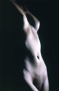 Desnudo frontal