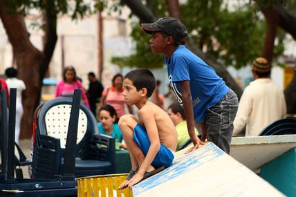 Niños concentrados