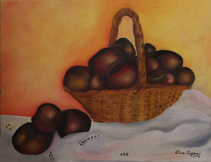 Canasta con ciruelas