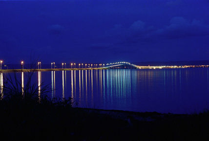 Lago noturno