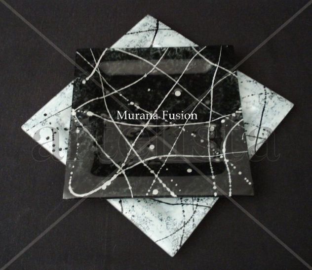 Platos cuadrados diseño `Pollok blanco y negro