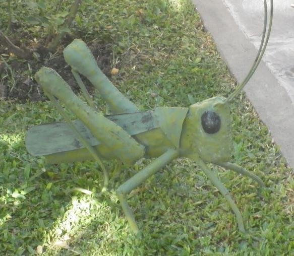 GRILLO VERDE Metal Figurative