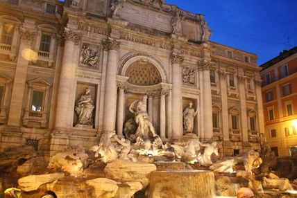 Fontana de trevi noche