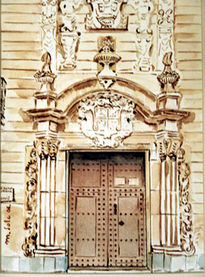 Puerta Biblioteca