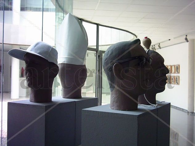cabezas I, II, III; IV