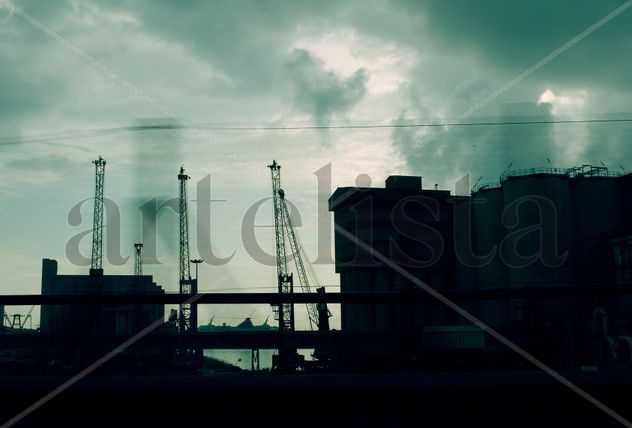 INDUSTRIA