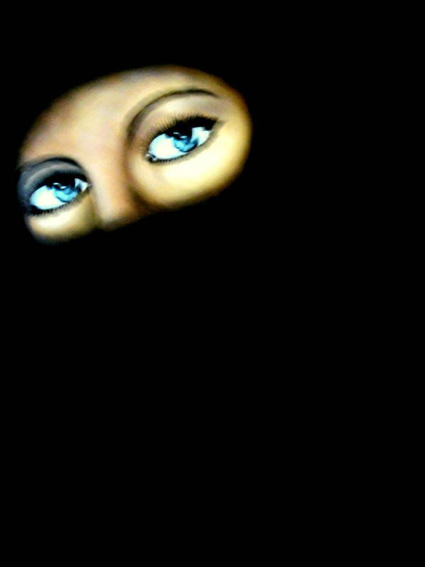 mirada en la oscuridad