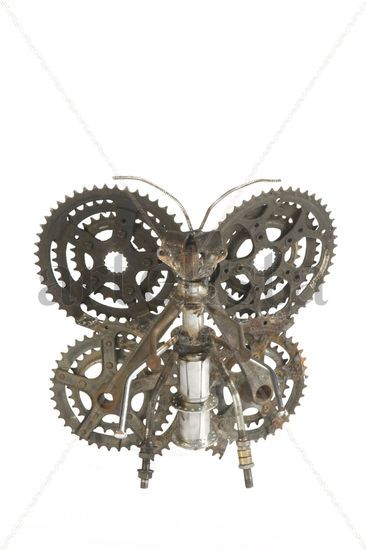 Mariposa Metal Figurative