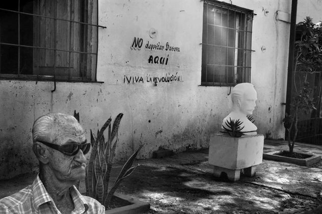 Dos hombres, dos historias