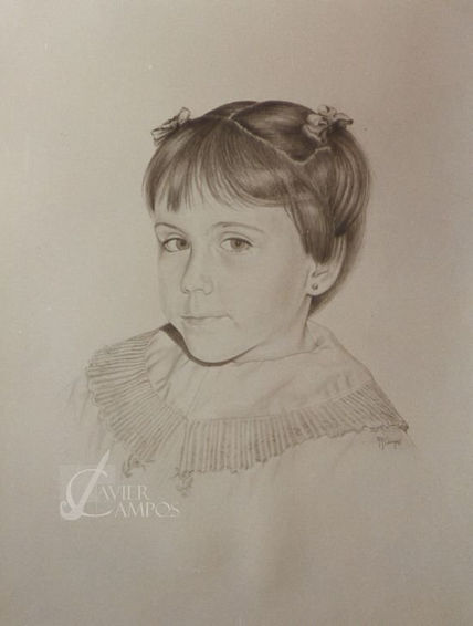 Niña con lazos