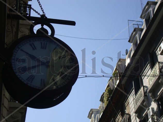 LA HORA