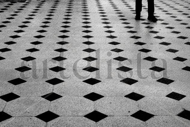 caminate Conceptual/Abstracto Blanco y Negro (Digital)