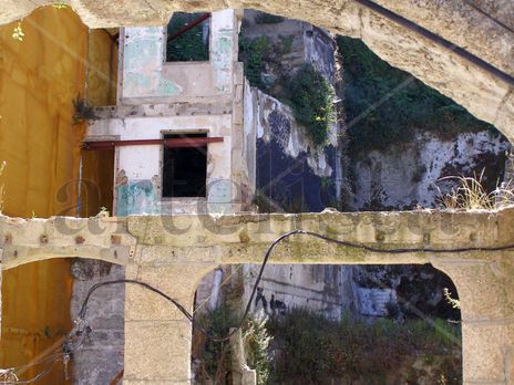 Ruinas 13