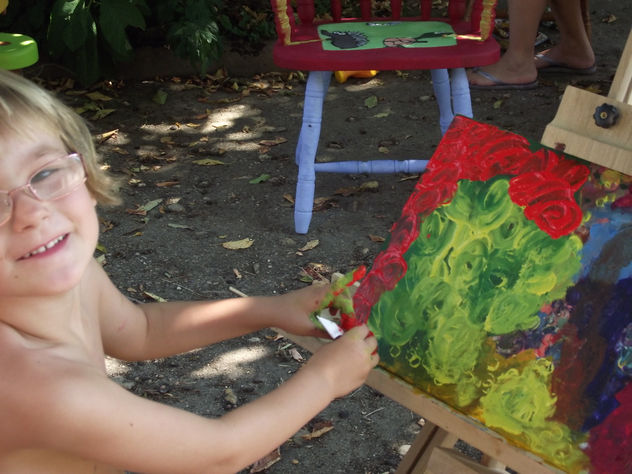 Lidia is painting