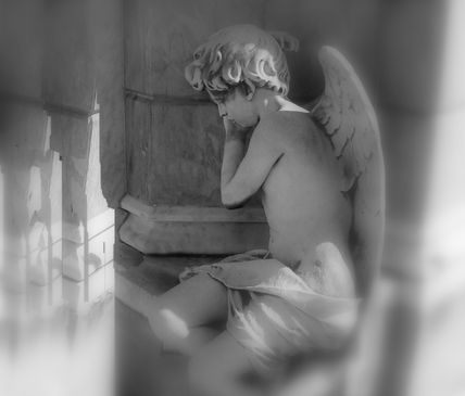 El angel recostado