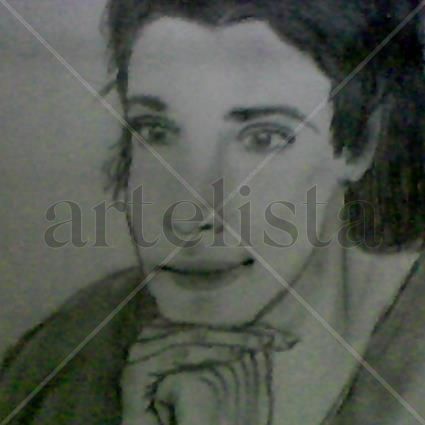 Mujer sonriendo Charcoal