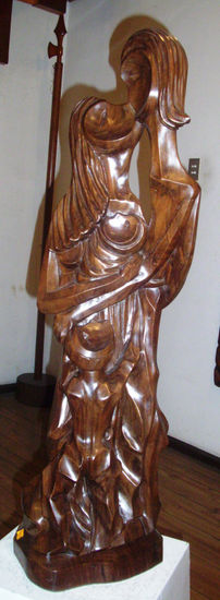 Familia Madera Figurativa