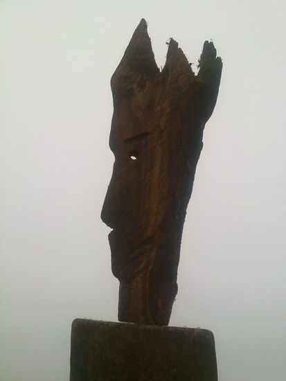 SERIO MR. AUTUMM 702/2011 Wood Figurative