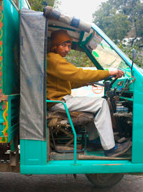 Conductor en Delhi