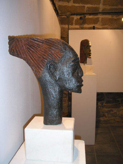 MASSAI 2 Iron Figurative