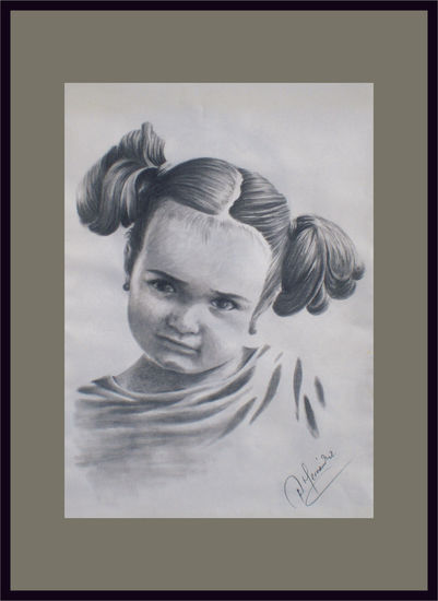 Maria con coletas Charcoal