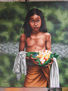 Niña hindú con flores