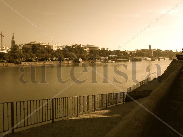 Atardecer en el Barrio de Triana Viajes Técnicas alternativas