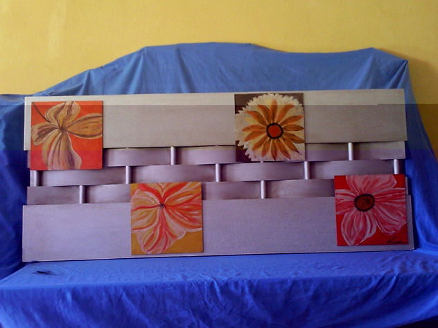 SILVER FLOWERS COMPOSICION
