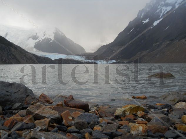 Laguna Glaciaria Naturaleza Color (Digital)