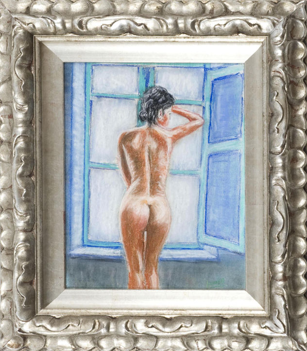 DESNUDO EN VENTANA.
