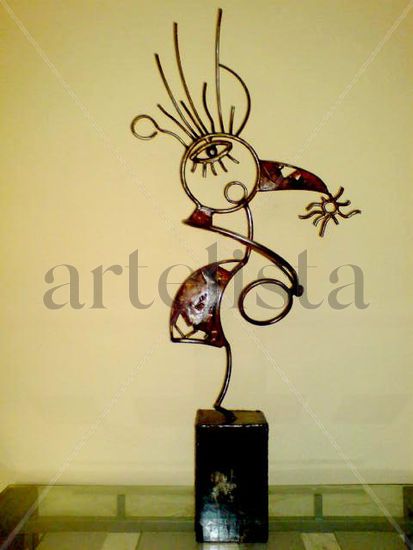 niña Metal Figurative