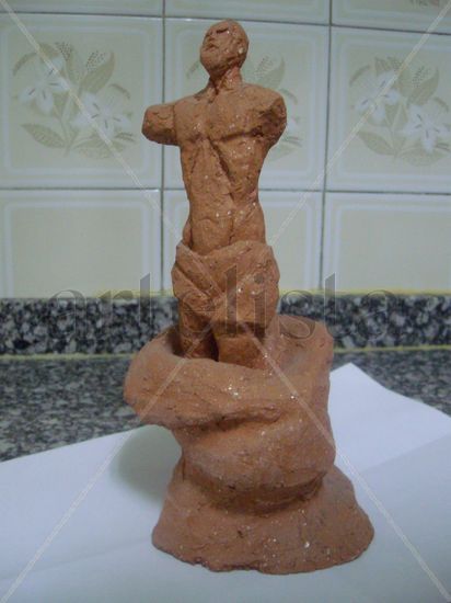 HÉROE Pottery Figurative