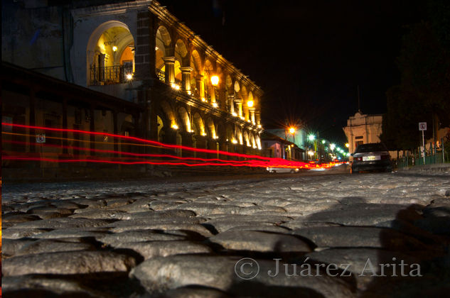 Antigua Guatemala de Noche 