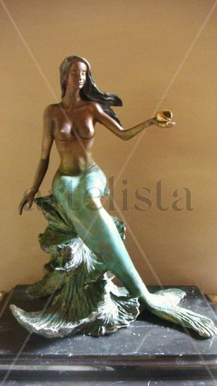 Sirena sentada Bronze Figurative