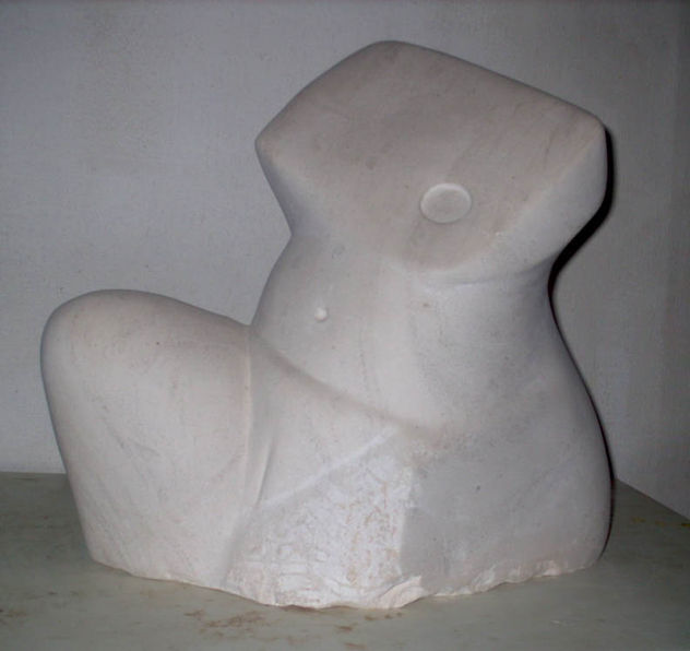 mujer sentada