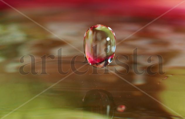 Falling drop