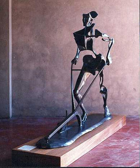 a-  Labriego II Iron Figurative