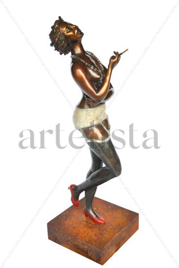 La Maja Bronze Figurative