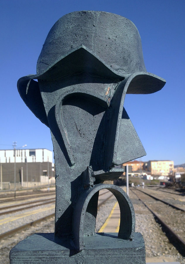 CABEZA CON SOMBRERO