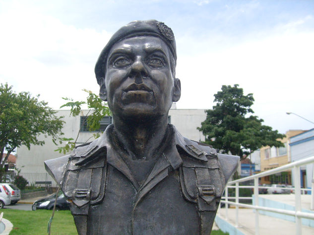 Heróis Cachoeirenses Bronze Figurative