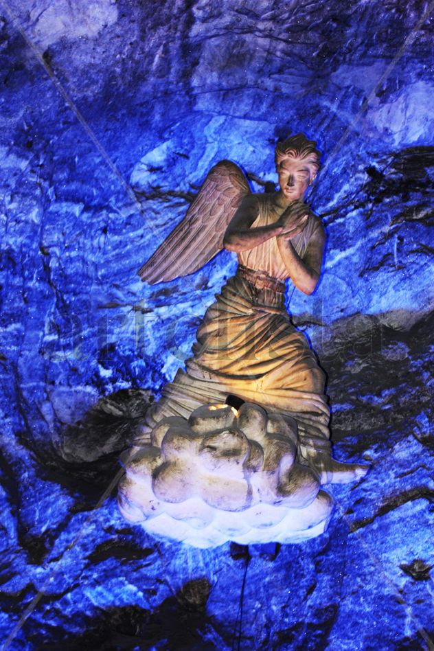 Angel Azul