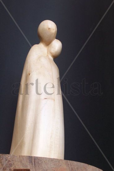 Abrazo IV Madera Figurativa