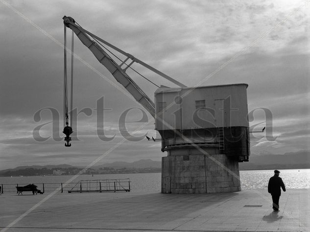 Grua De Piedra Fotoperiodismo y documental Blanco y Negro (Digital)