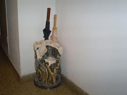 Paraguero o florero...