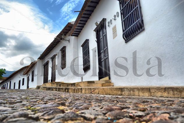 CALLE GIRON