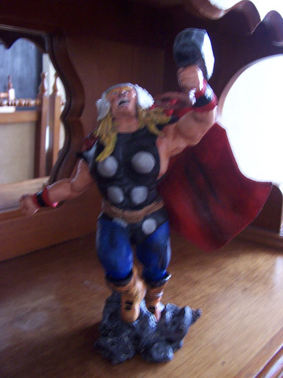 El Poderoso Thor Others Figurative