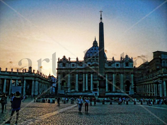 Atardecer en el Vaticano Arquitectura e interiorismo Color (Digital)