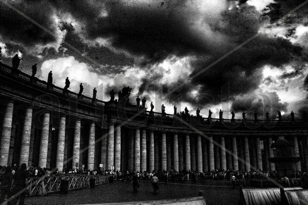 Oscuridad en Roma Architecture and Interiorism Black and White (Digital)