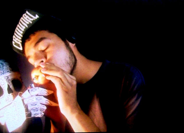 Prendiendo la Manzana de la muerte