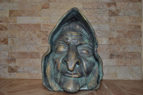 Bruja de la tercera...